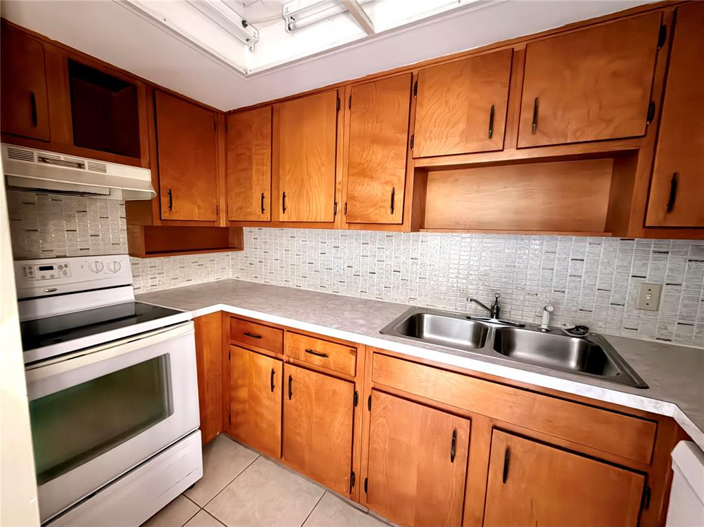 4747 Azalea Drive, Unit 229 New Port Richey, FL 34652 - Photo 8 of 19
