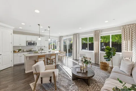 $755,000 | 931 Held Court, Hollister, CA 95023