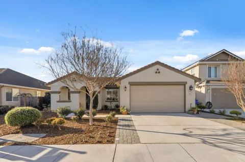 $755,000 | 931 Held Court, Hollister, CA 95023