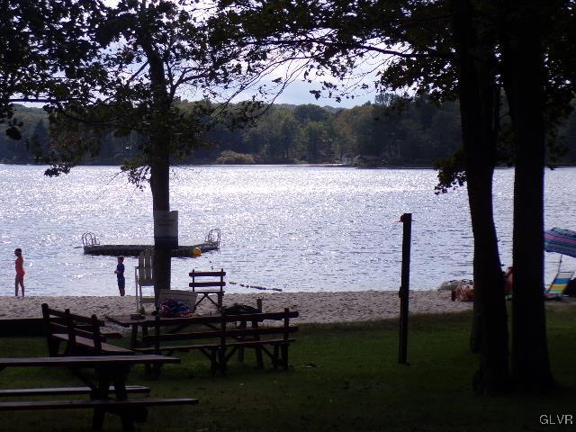 295 Lookout Point Road Canadensis, PA 18325 - Photo 37 of 41 Beach area