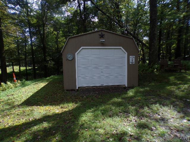 295 Lookout Point Road Canadensis, PA 18325 - Photo 8 of 41 Garage