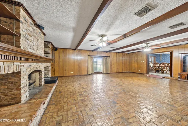 $319,900 | 6166 Highway 93, Arnaudville, LA 70512