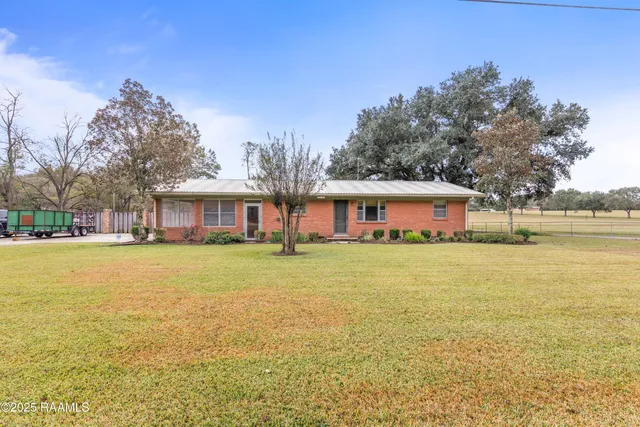 $319,900 | 6166 Highway 93, Arnaudville, LA 70512