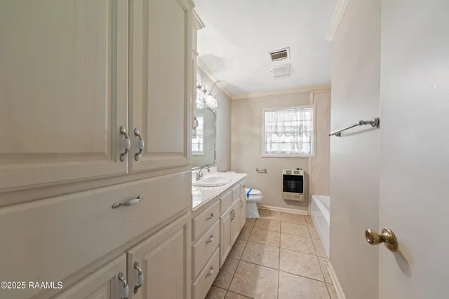 $319,900 | 6166 Highway 93, Arnaudville, LA 70512