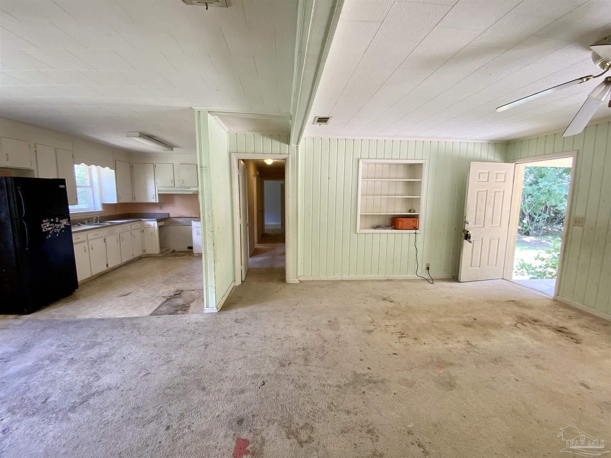 1055 Conference Road Cantonment, FL 32533 - Photo 7 of 33 Gallery Image 7