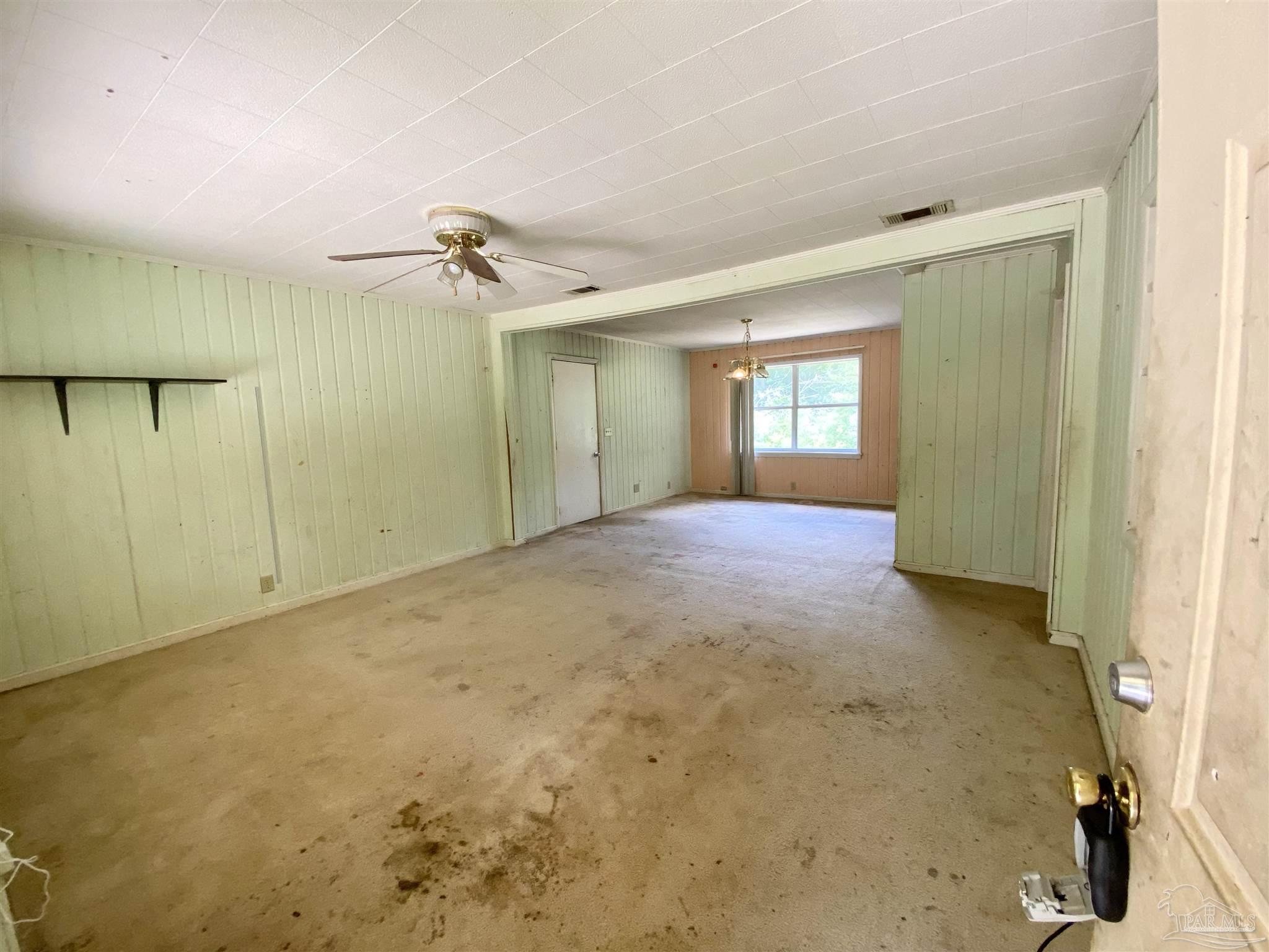 1055 Conference Road Cantonment, FL 32533 - Photo 8 of 33 Gallery Image 8