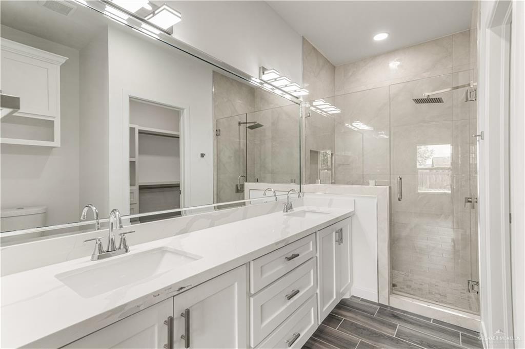 1306 South 9th Street Alamo, TX 78516 - Photo 13 of 22