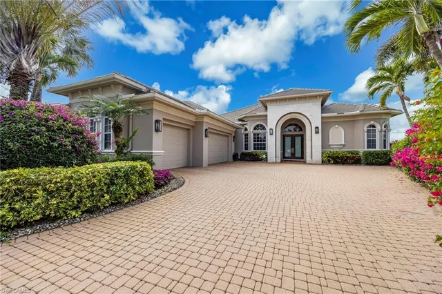 $2,250,000 | 5851 Bromelia Court, Naples, FL 34119