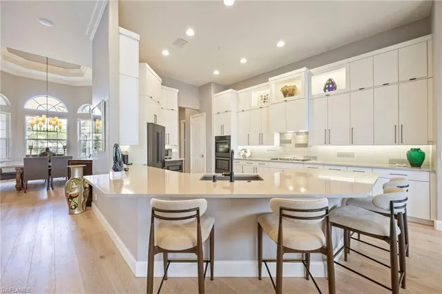 $2,250,000 | 5851 Bromelia Court, Naples, FL 34119