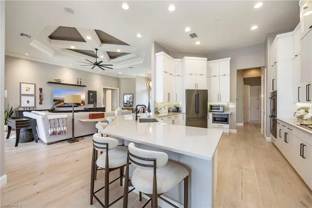 $2,250,000 | 5851 Bromelia Court, Naples, FL 34119