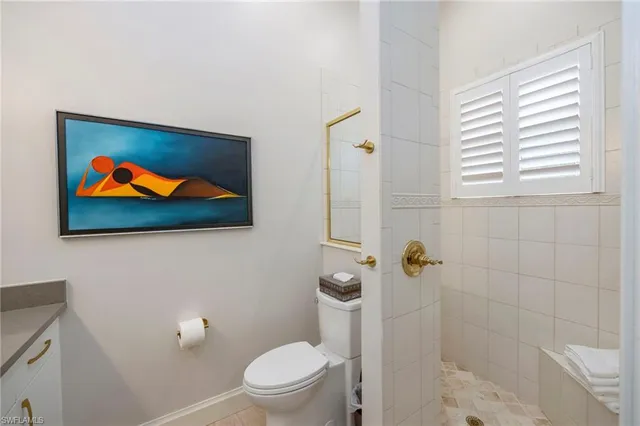 $2,250,000 | 5851 Bromelia Court, Naples, FL 34119