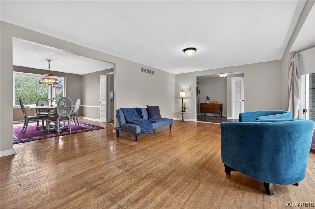 306 Hunters Lane Amherst, NY 14221 - Photo 9 of 50