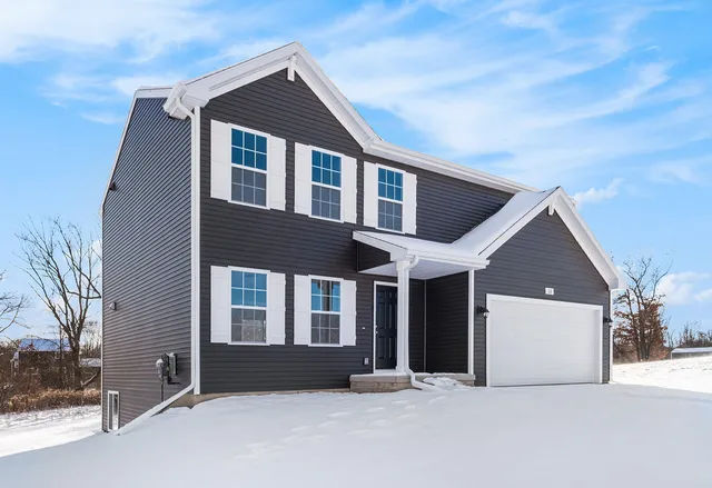 $389,900 | 3990 Sugarsand Lane, Bridgman, MI 49106