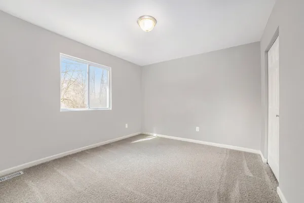 $389,900 | 3990 Sugarsand Lane, Bridgman, MI 49106