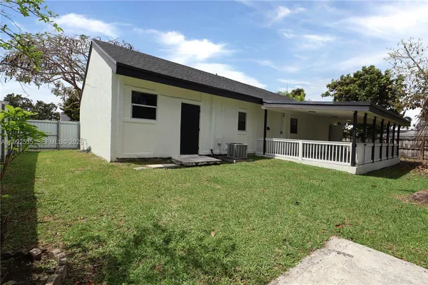 $590,000 | 20723 Southwest 119th Place, Miami, FL 33177