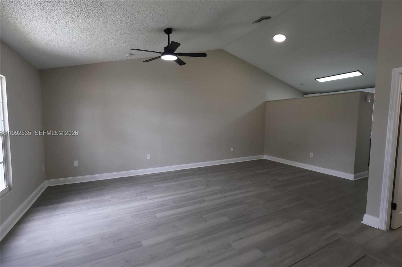 20723 Southwest 119th Place Miami, FL 33177 - Photo 3 of 27