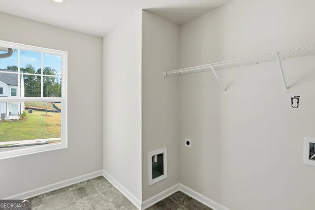 $329,900 | 28 Umber Lane, Newnan, GA 30263