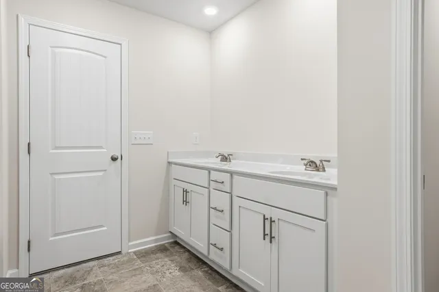 $329,900 | 28 Umber Lane, Newnan, GA 30263