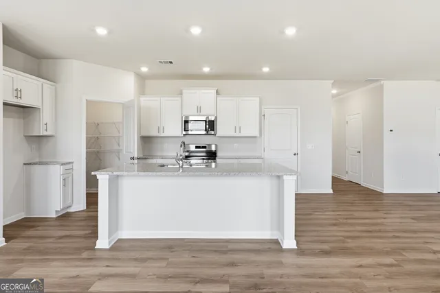 $329,900 | 28 Umber Lane, Newnan, GA 30263