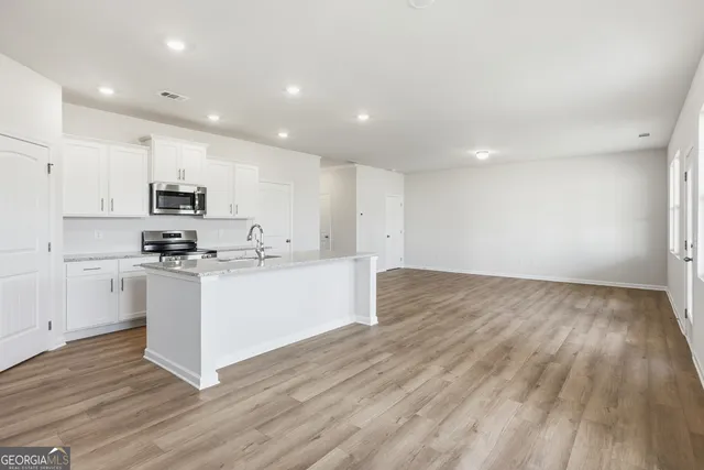 $329,900 | 28 Umber Lane, Newnan, GA 30263