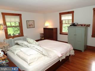 336 Woodley Road Merion Station, PA 19066 - Photo 5 of 6 Gallery Image 5