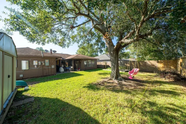 $1,750 | 438 Vane Way, Crosby, TX 77532