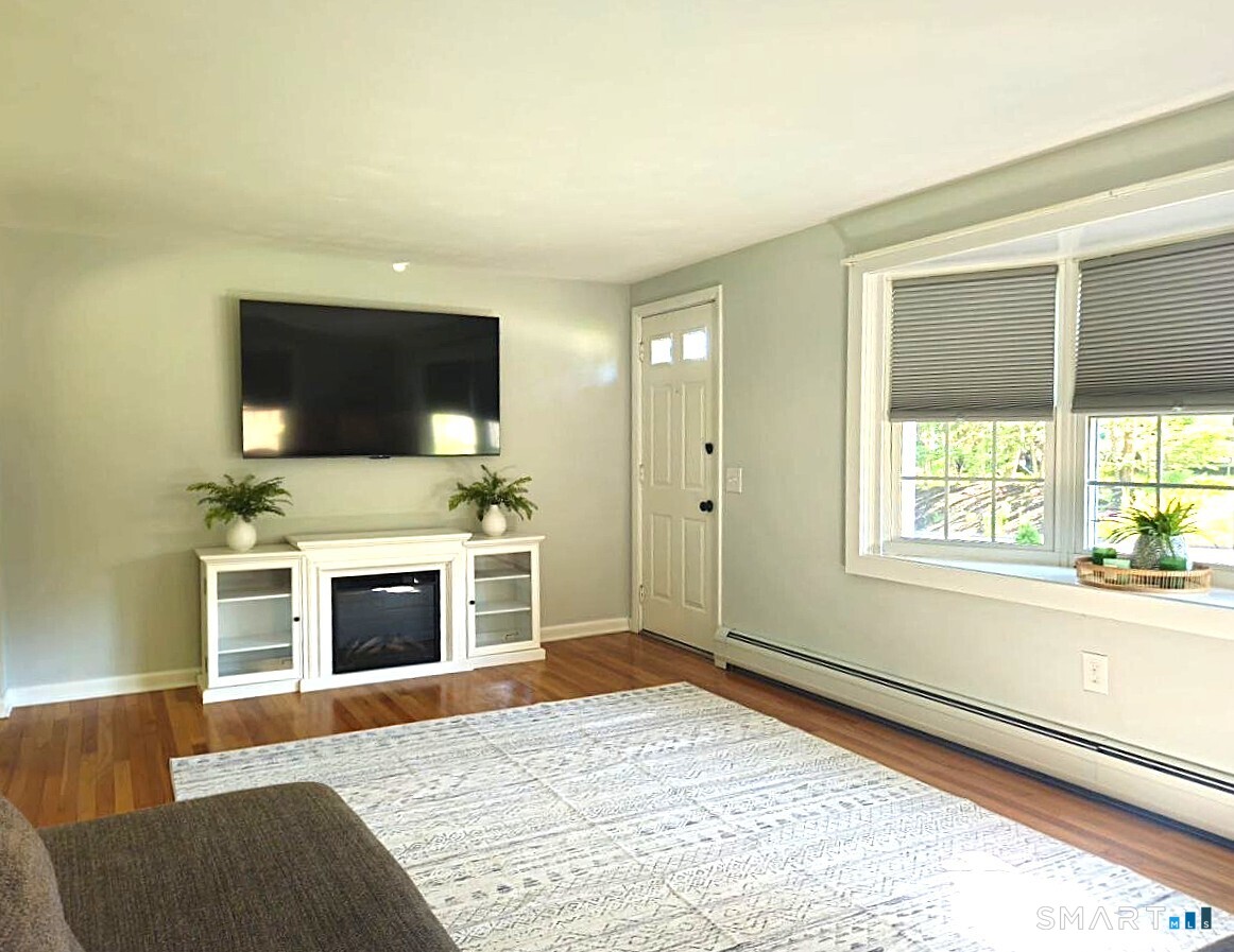 32 Ronald Road Plymouth, CT 06786 - Photo 13 of 40