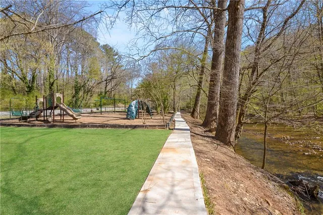 $750,000 | 233 Old Post Trail, Talking Rock, GA 30175