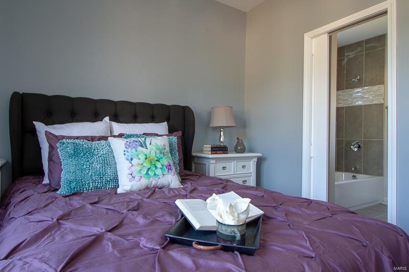 5232 Heege Road St. Louis, MO 63123 - Photo 14 of 32 Gallery Image 14