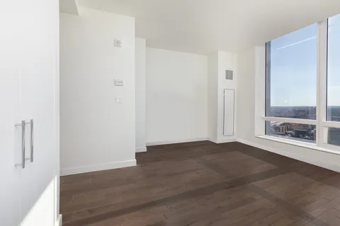 $1,050,000 | 40 Trinity Place, Unit 1606, Boston, MA 02116