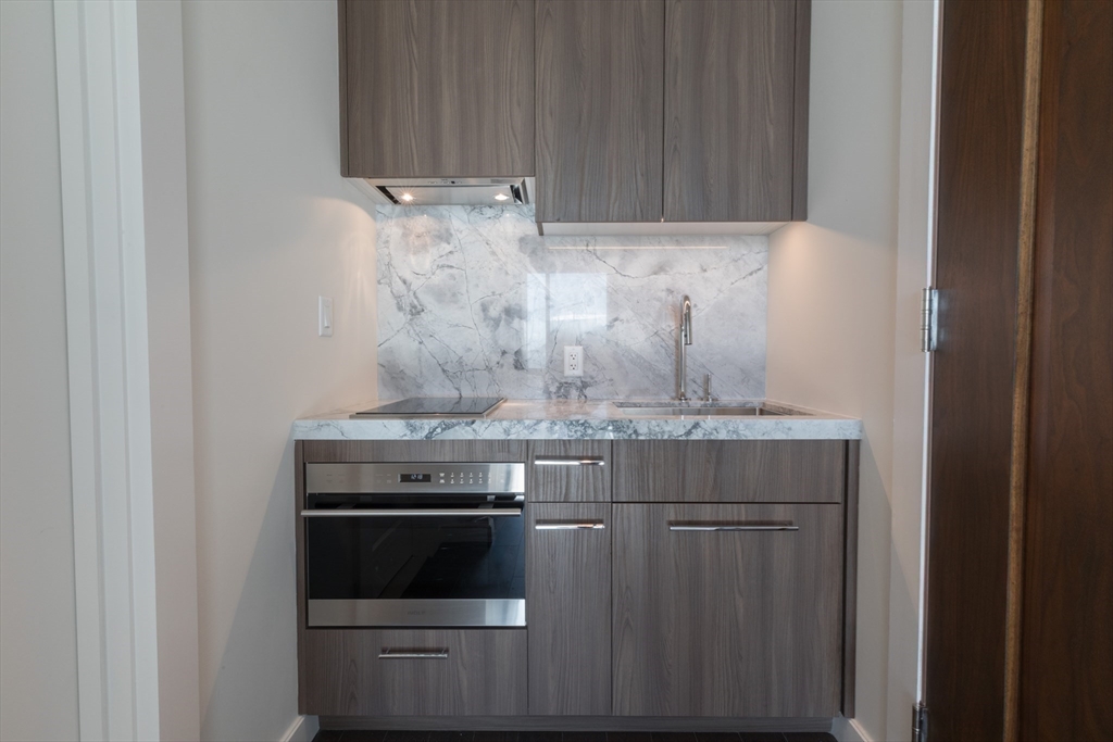 40 Trinity Place, Unit 1606 Boston, MA 02116 - Photo 6 of 16