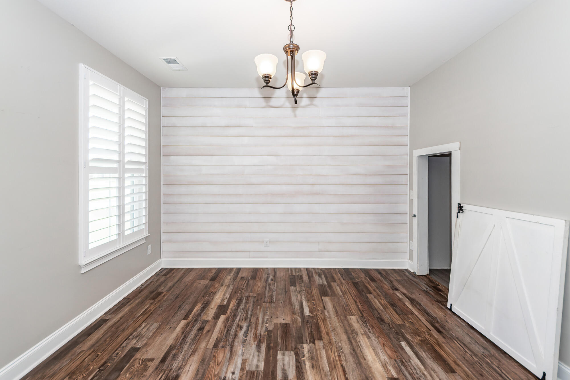 416 Spectrum Road Summerville, SC 29486 - Photo 5 of 57 SPEC4