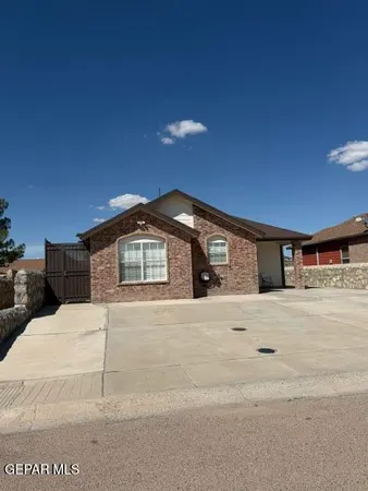 $195,000 | 10421 Valle Del Mar Drive, Socorro, TX 79927