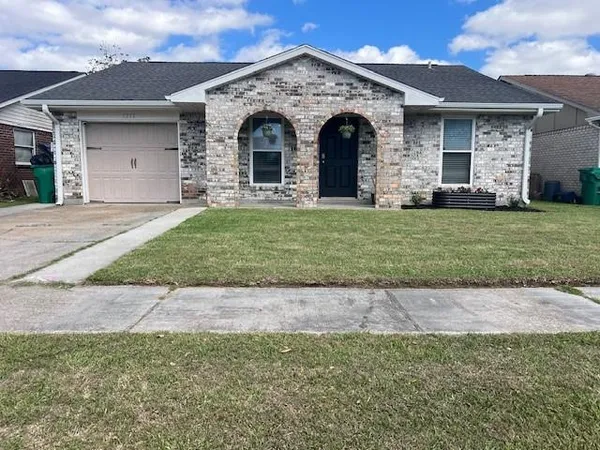 $259,000 | 5212 Eden Roc Drive, Marrero, LA 70072