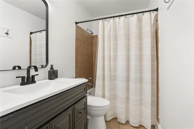 $259,000 | 5212 Eden Roc Drive, Marrero, LA 70072