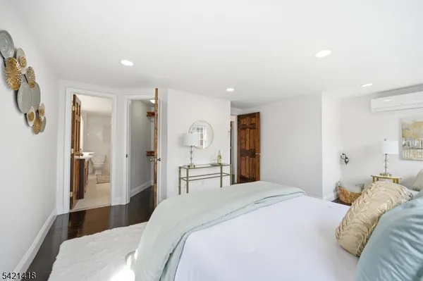 $899,000 | 118 Spring Street, Millburn, NJ 07041