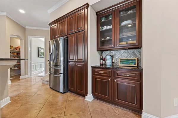 $725,000 | 2007 Cliff Manor Drive, Conroe, TX 77304