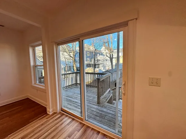 $2,700 | 283 Broadway, Unit 2, Methuen, MA 01844