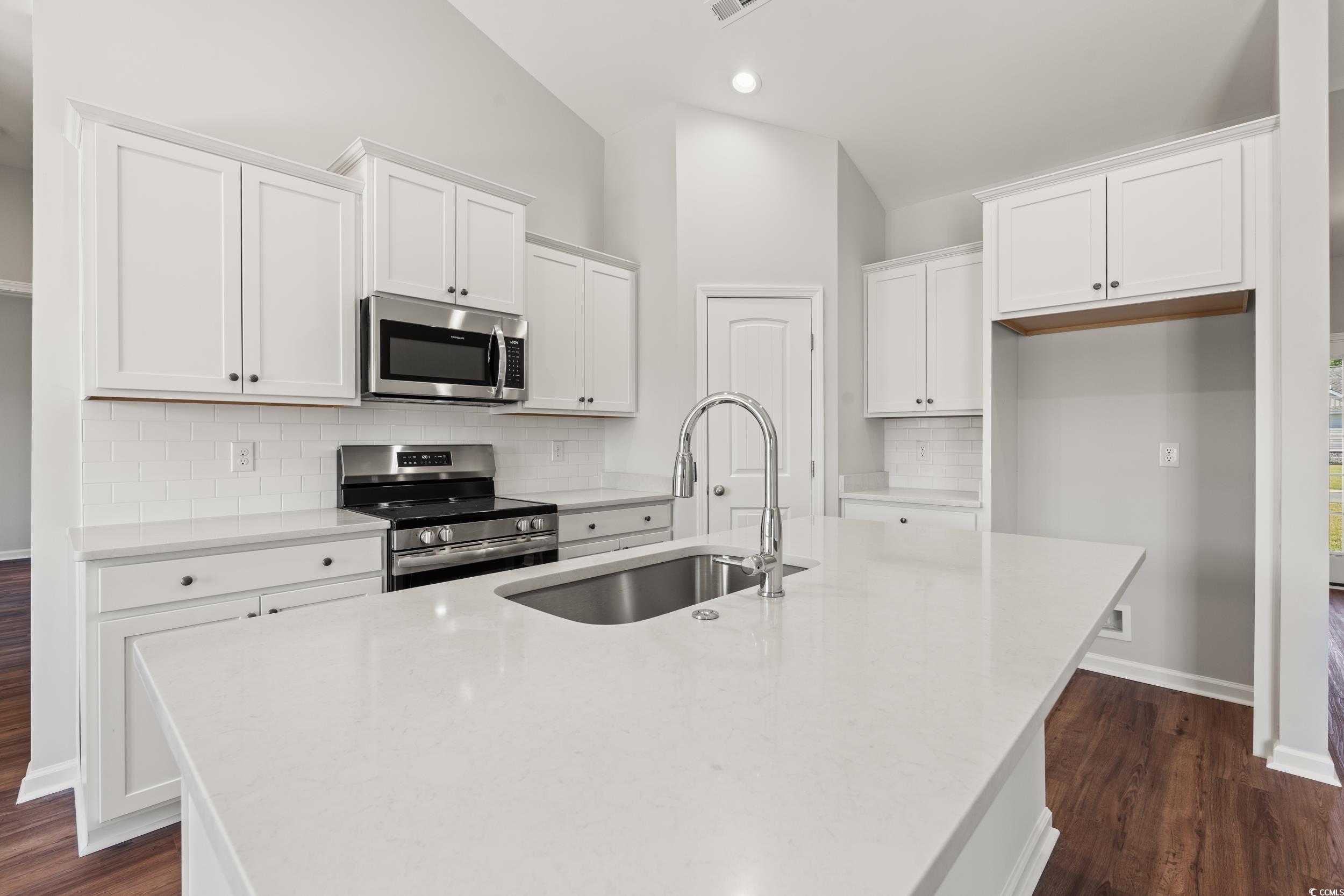 165 Double Pond Drive Georgetown, SC 29440 - Photo 5 of 33