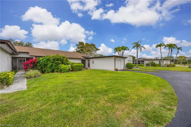 $295,000 | 3195 Boca Ciega Drive, Unit C10, Naples, FL 34112