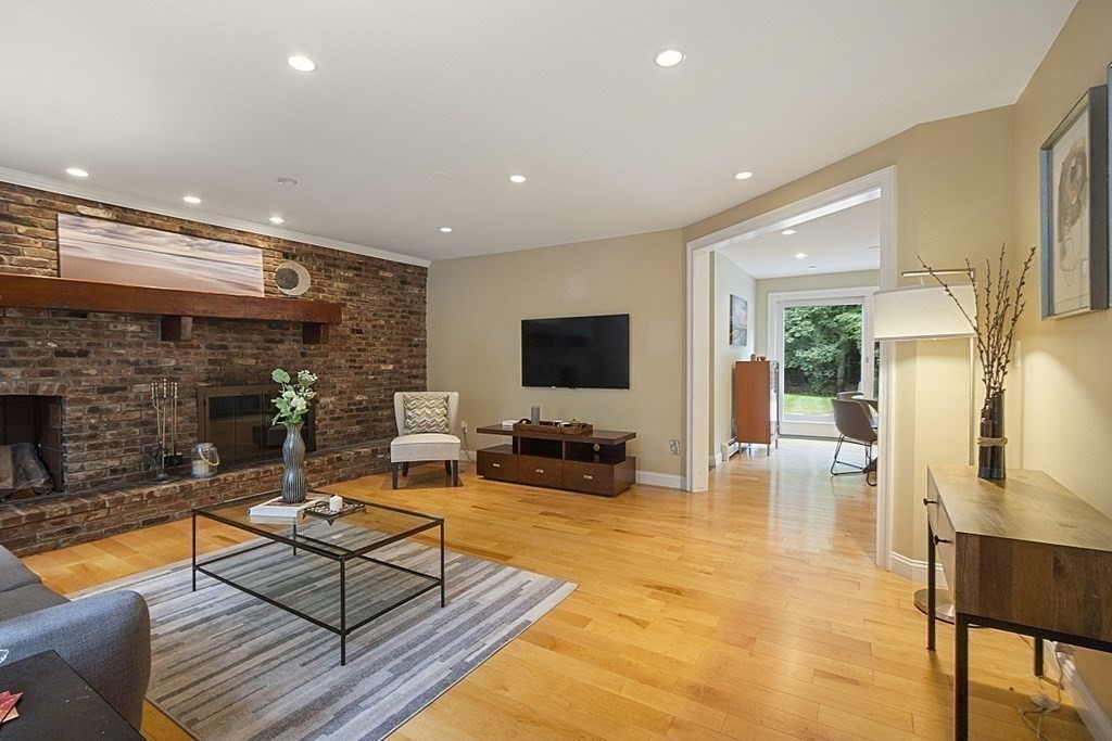 10 Ellsworth Road Andover, MA 01810 - Photo 12 of 42 Gallery Image 12