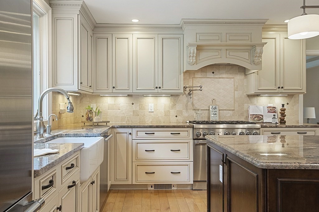 10 Ellsworth Road Andover, MA 01810 - Photo 20 of 42 Gallery Image 20