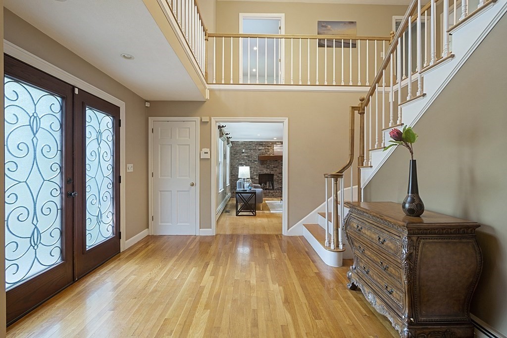 10 Ellsworth Road Andover, MA 01810 - Photo 5 of 42 Gallery Image 5