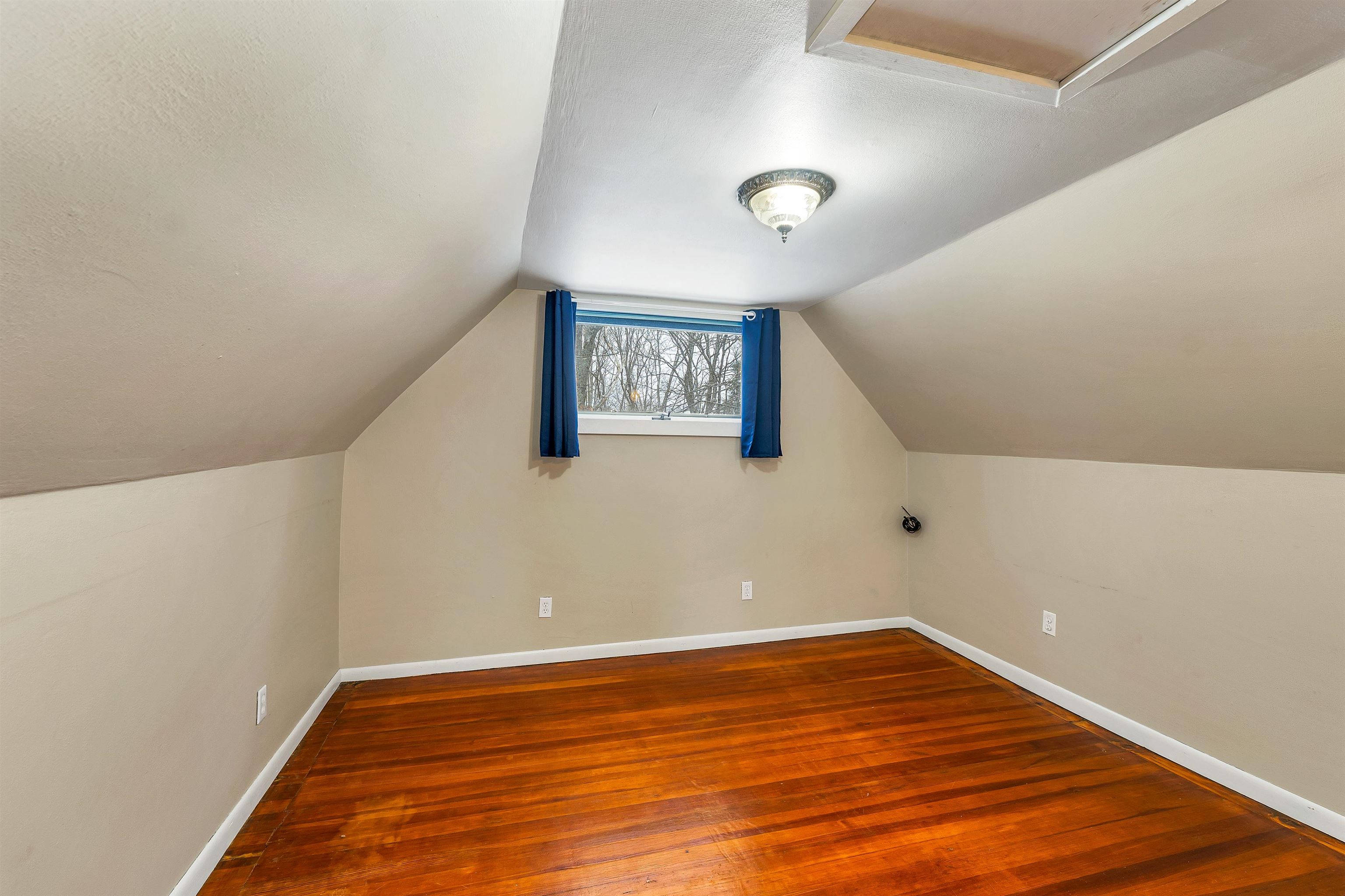 315 Edgemont Road Sunapee, NH 03782 - Photo 12 of 21