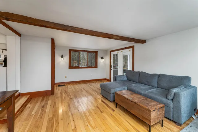 $369,000 | 315 Edgemont Road, Sunapee, NH 03782