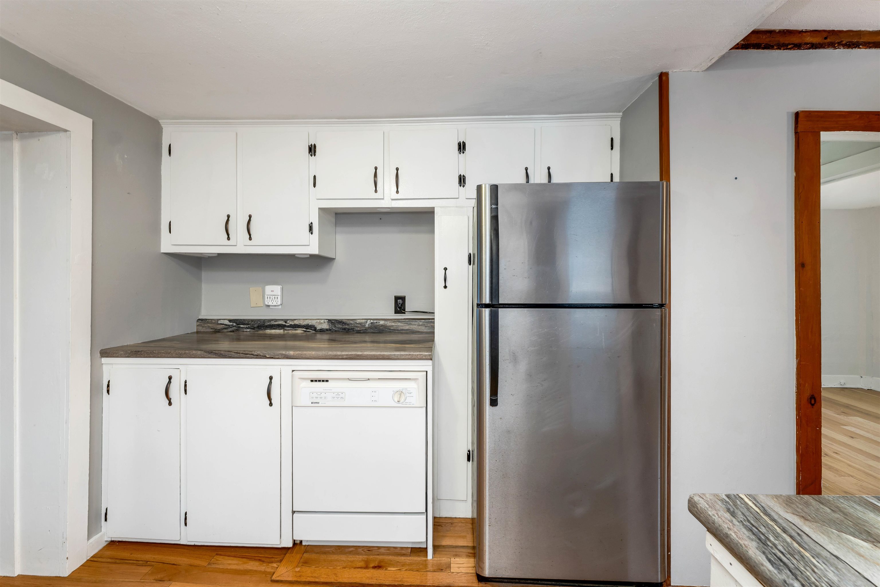 315 Edgemont Road Sunapee, NH 03782 - Photo 6 of 21