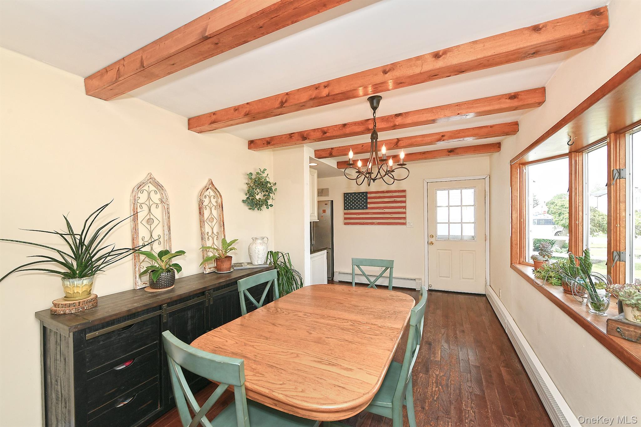 35 Ranch Lane Levittown, NY 11756 - Photo 11 of 38
