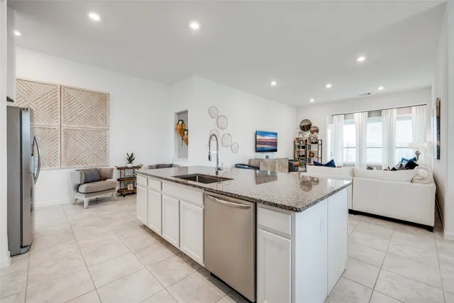 $324,990 | 1050 Oakhurst Drive, Dayton, TX 77535