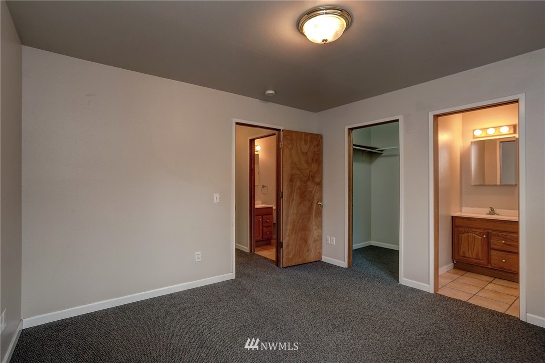 6259 Shamrock Road Maple Falls, WA 98266 - Photo 16 of 19 Gallery Image 16