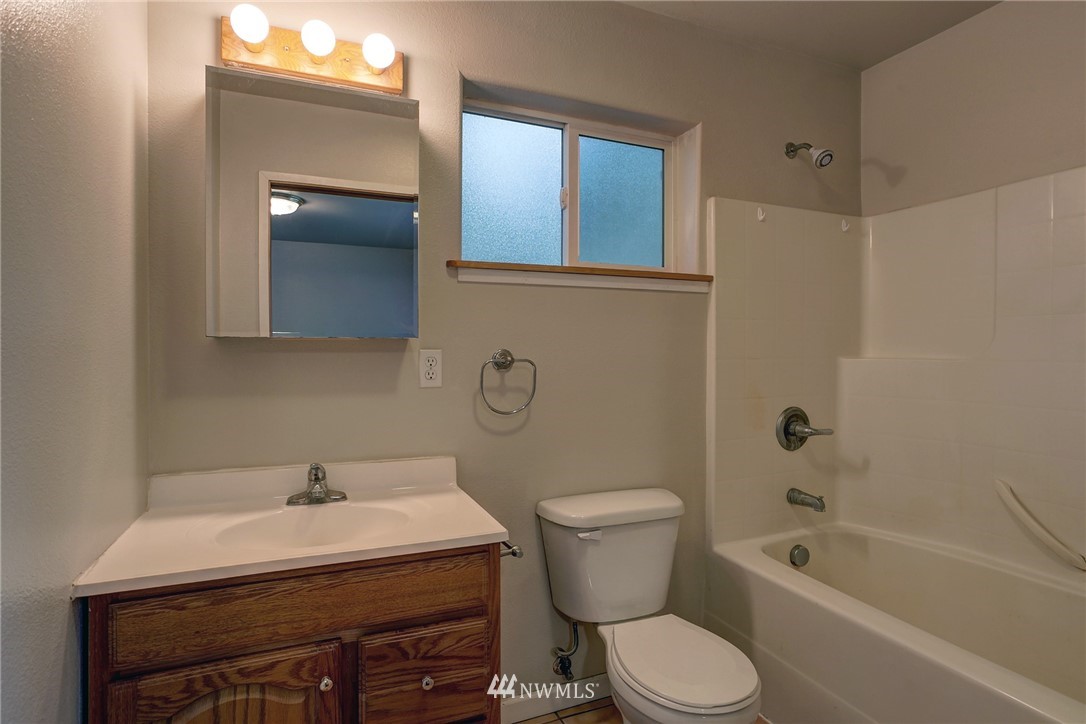 6259 Shamrock Road Maple Falls, WA 98266 - Photo 17 of 19 Gallery Image 17